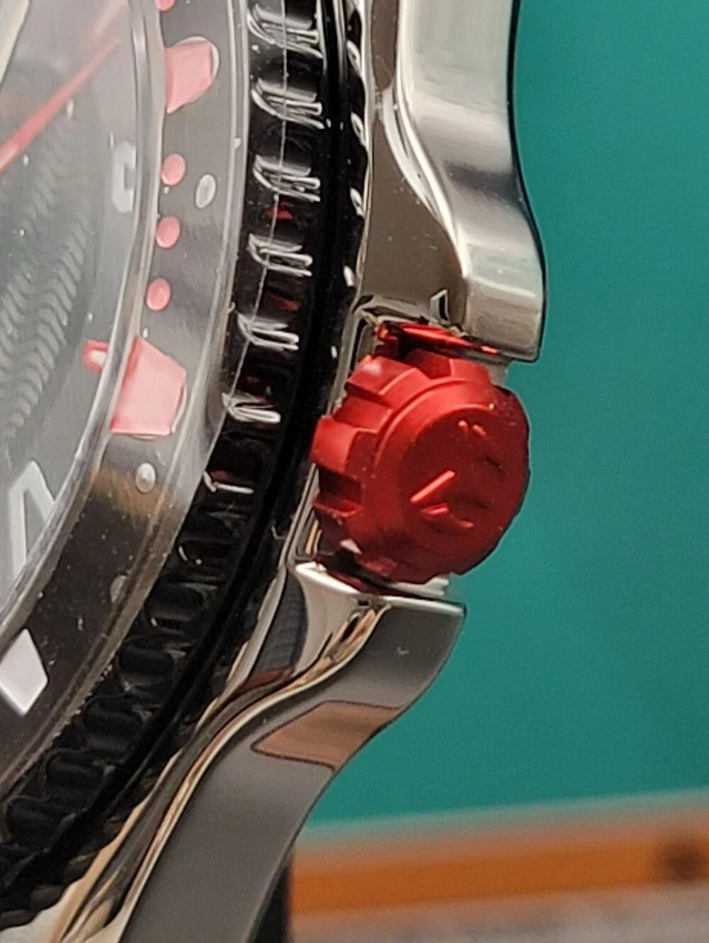 NEW 🏁 TechnoMarine Racing Legends Men's Watch - 44mm. Black Red White TM-525014